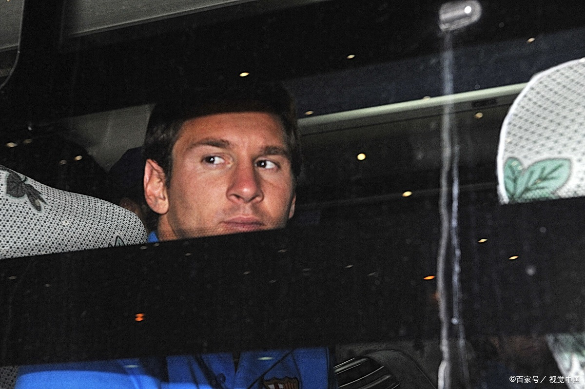 Messi's trip to China (the first stop of Messi's trip to China or in Haikou)